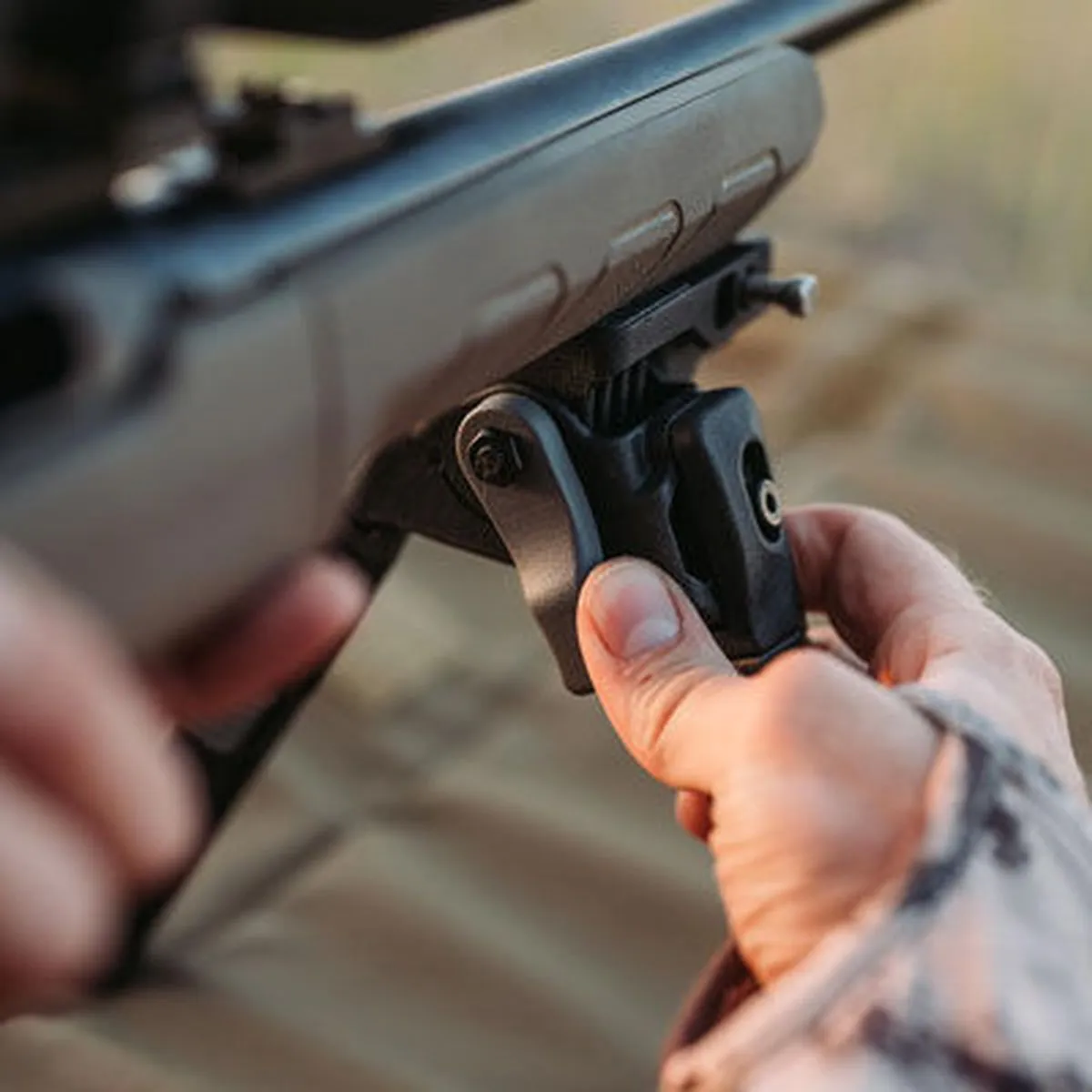Dwójnóg Bipod Savage pod bączek Swivel Stud - obrazek 4