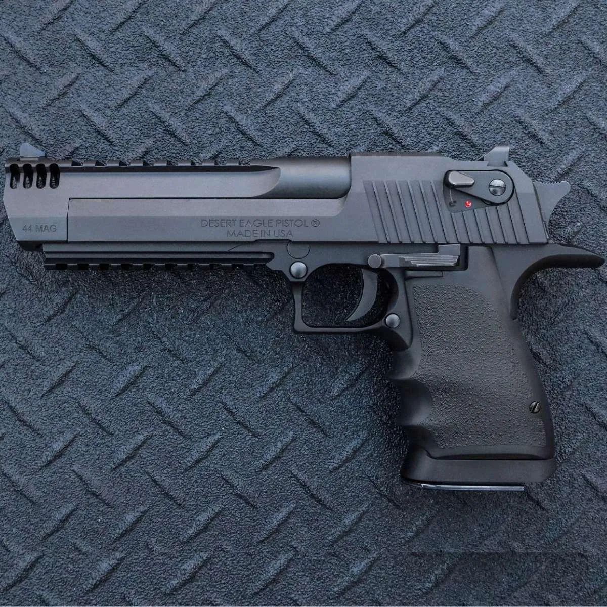 Desert Eagle L6 6'' Black .44Magnum - obrazek 4