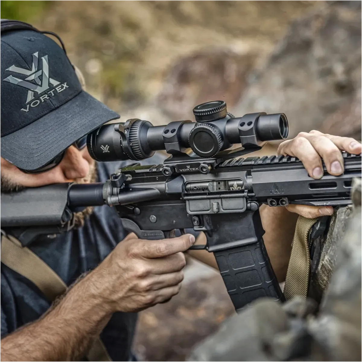 Luneta celownicza Vortex Strike Eagle 1-10x24 FFP 30 mm AO EBR-8 BDC MRAD - obrazek 13